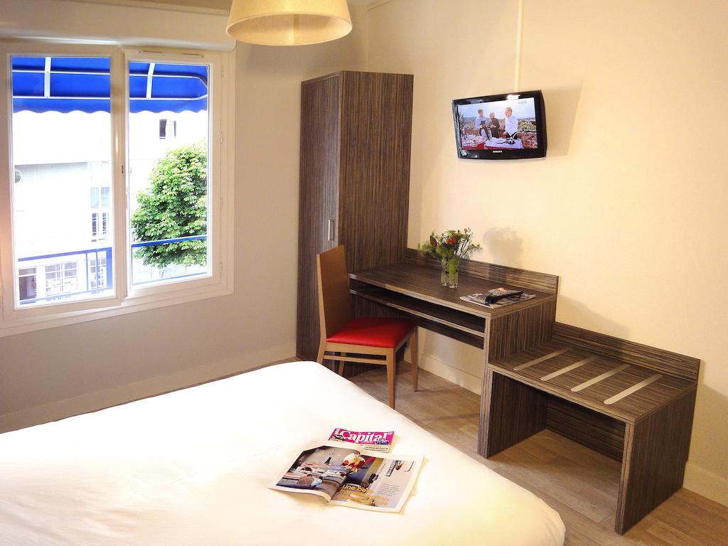 Hotel Les Pecheurs Лориан Стая снимка